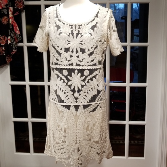 VINTAGE Guipure Lace Boho Style Dress - Picture 2 of 8